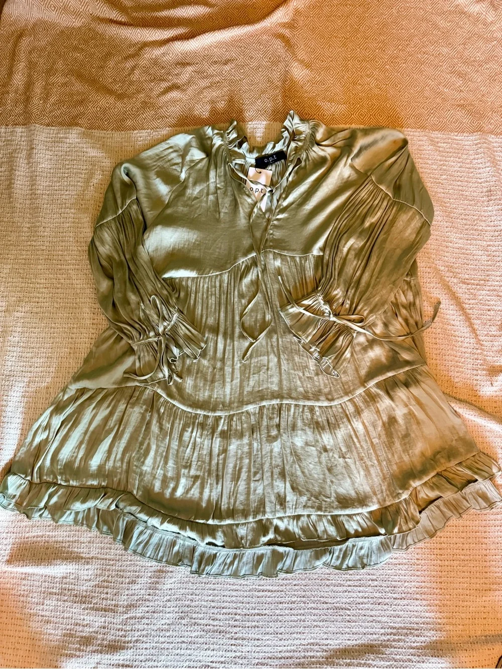 o.p.t by Anthropologie Sage Green Tiered V-Neck Tunic Top Liquid Shine NWT - Picture 11 of 13